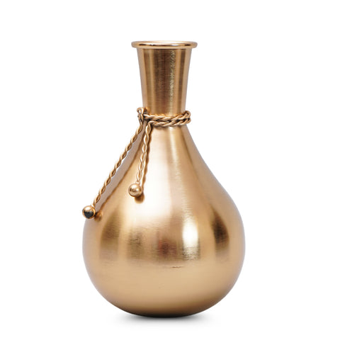 Smooth brass finish light weight flower vase with metal dori around the neck.