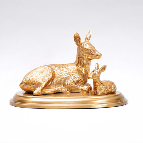 Exclusive piece of art with mother and cub finish in silver