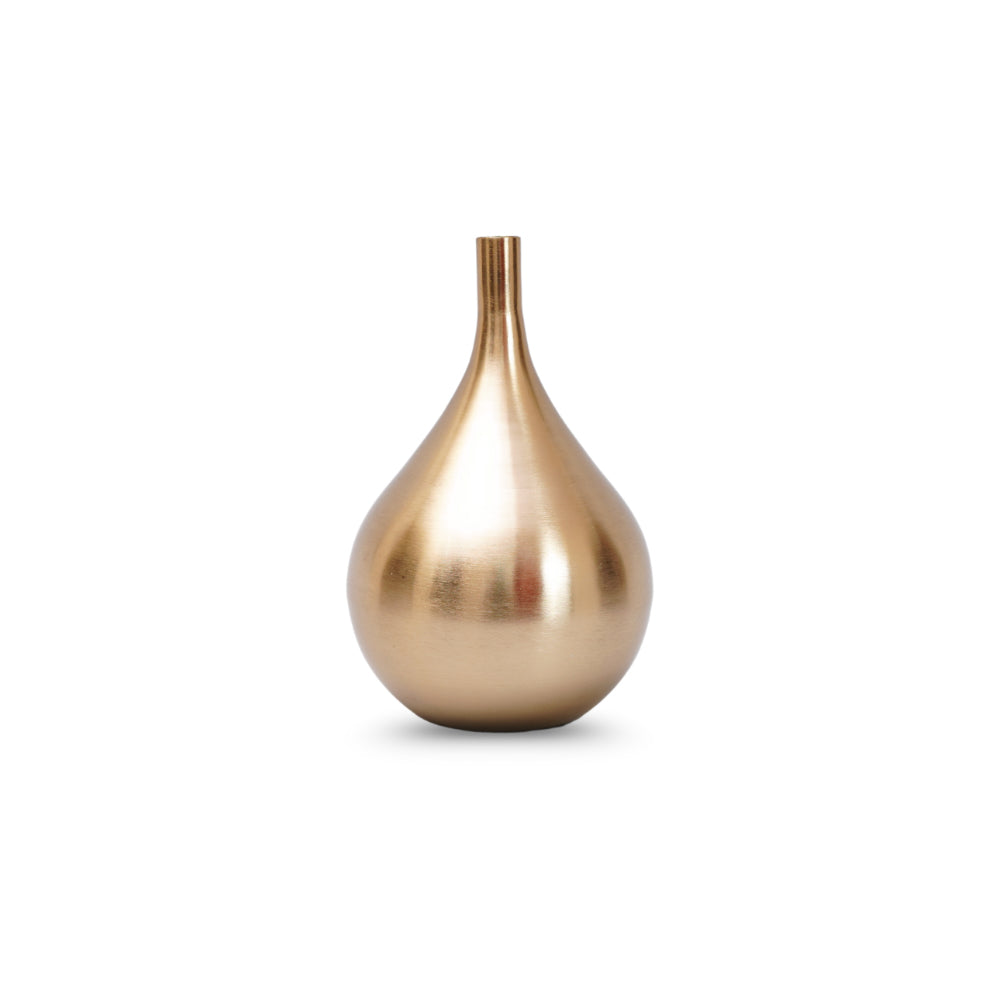 Smooth brass finish light weight flower vase with narrow mouth